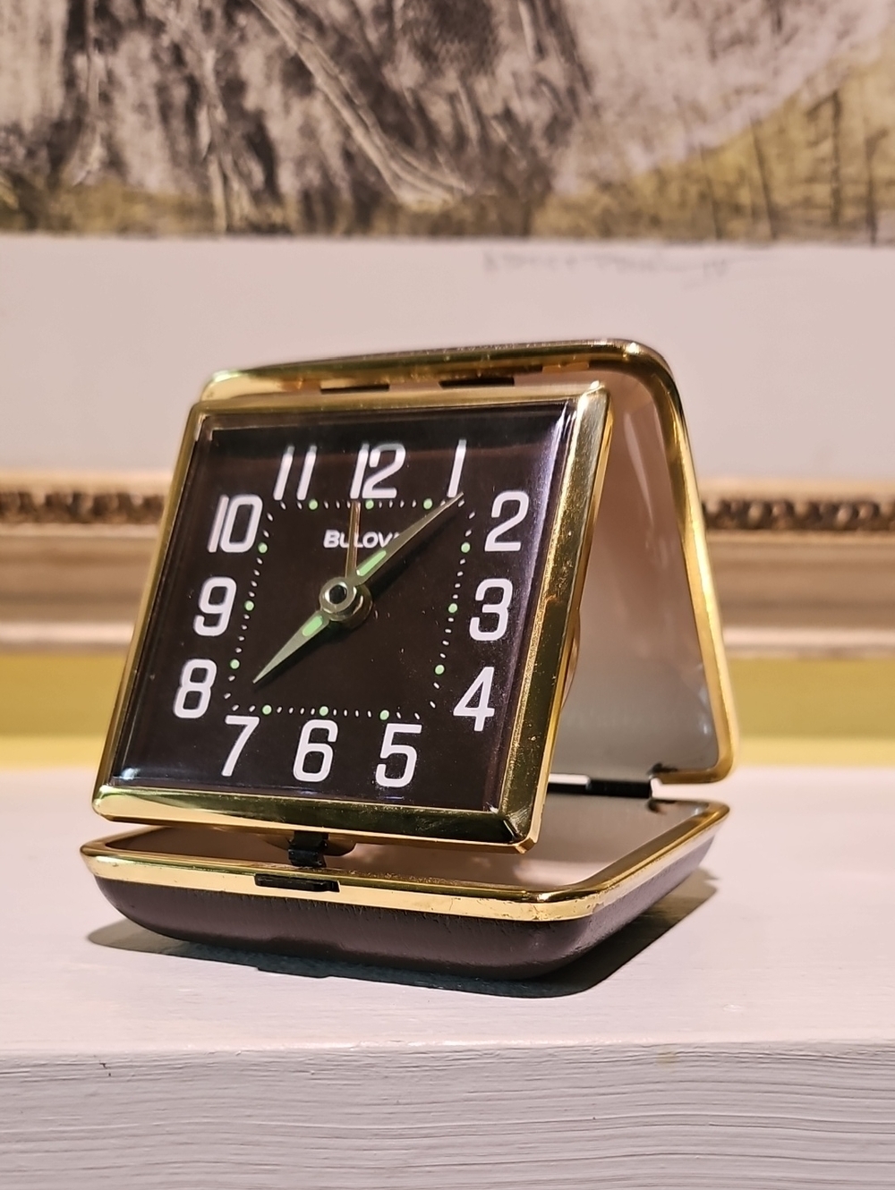 Bulova Vintage Travel Alarm Clock In Brown Leather Case